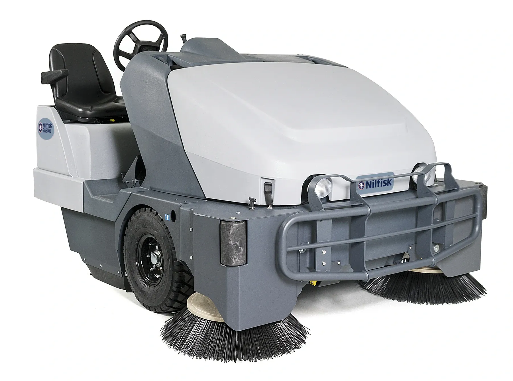 BARREDORA INDUSTRIAL HOMBRE A BORDO A GLP NILFISK SW8000 65 LPG 380L 65"